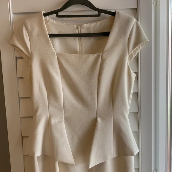 Zara fitted sheath dress - Picture 3 of 4